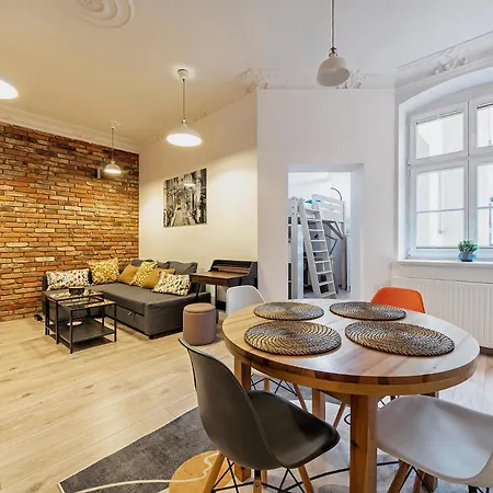 아파트 Rentplanet - Wyspianskiego *